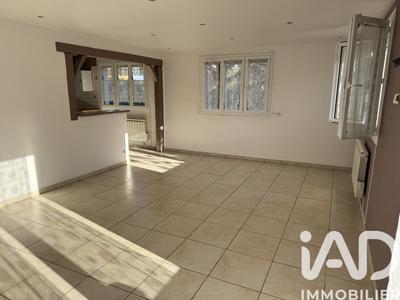 Maison - 153 m² - 7 pièces