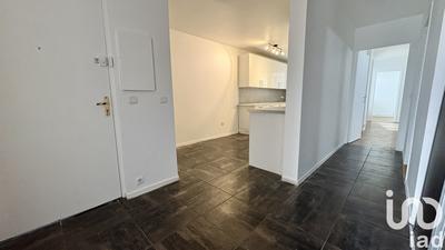 Appartement - 93 m² - 5 pièces