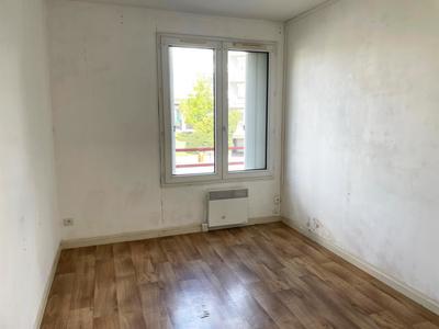 Appartement - 100 m² - 5 pièces