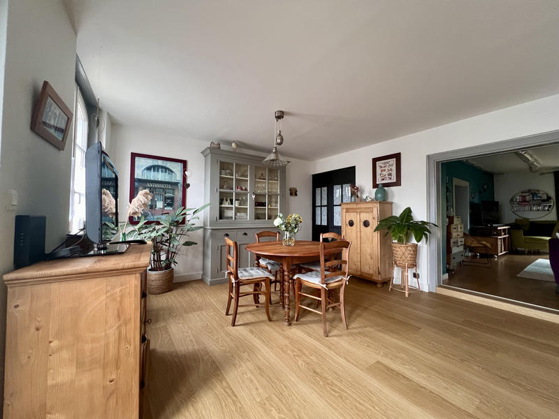 Maison - 167 m² - 7 pièces