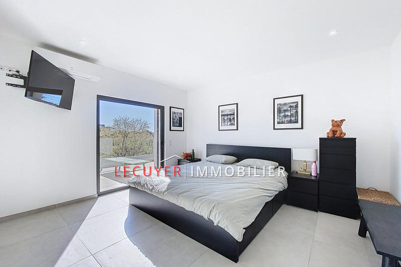 Maison - 104 m² - 4 pièces