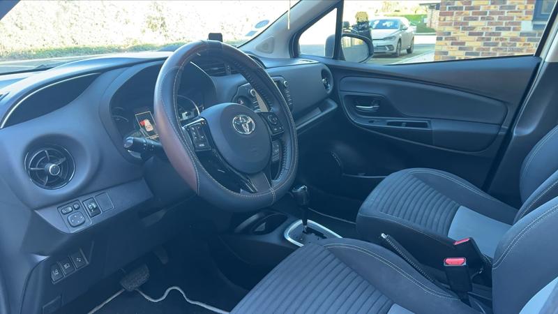 Toyota Yaris 1.5 Vvt-i 100h Hybrid E-Cvt Dynamic - Automatique