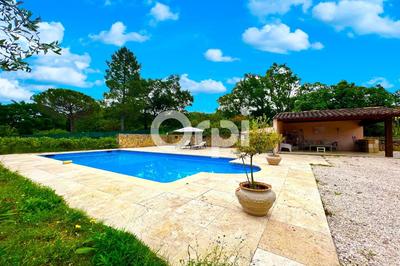 Maison - 180 m² - 6 pièces