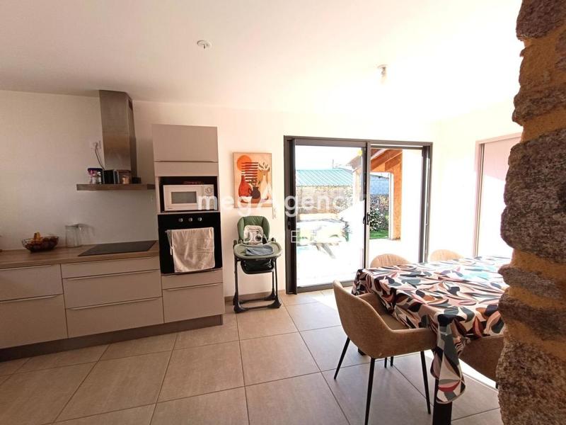 Maison ancienne - 94 m² - 5 pièces