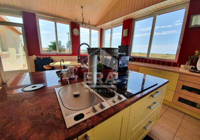 Maison - 196 m² - 7 pièces