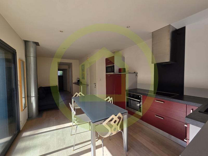 Maison - 168 m² - 6 pièces