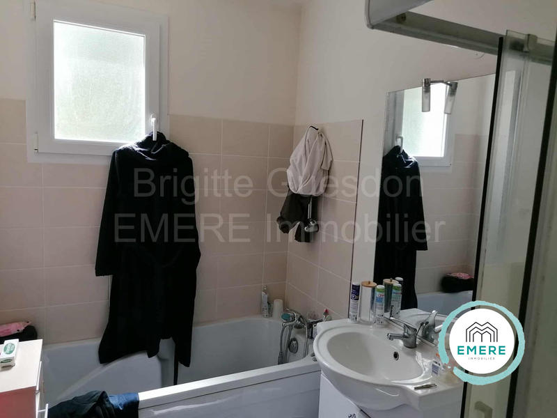 Maison - 75 m² - 5 pièces