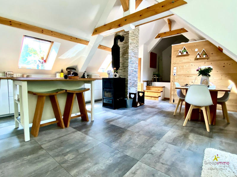 Maison - 333 m² - 12 pièces