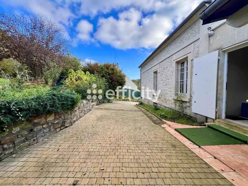 Maison - 136 m² - 5 pièces