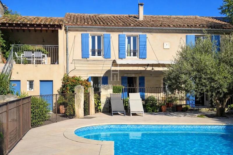 Maison de village - 202 m² - 10 pièces