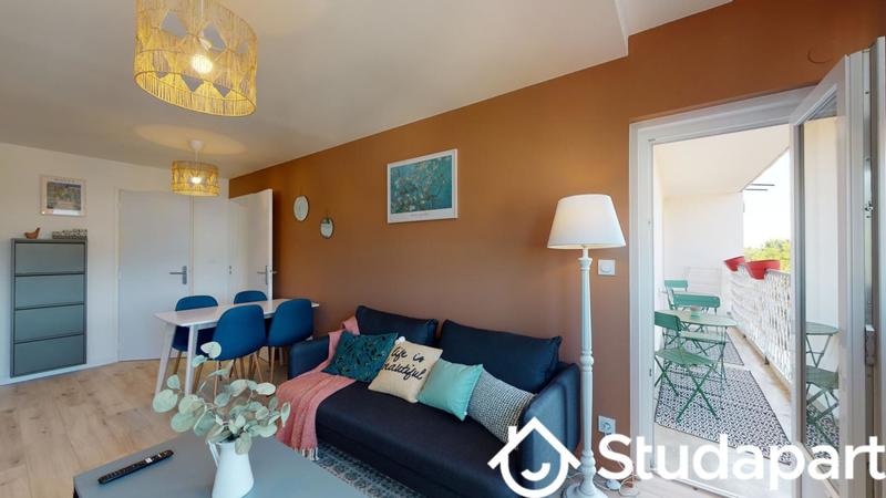 Chambre - 12 m² - 1 pièce