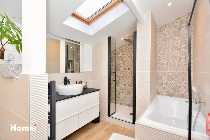 Maison - 138 m² - 5 pièces