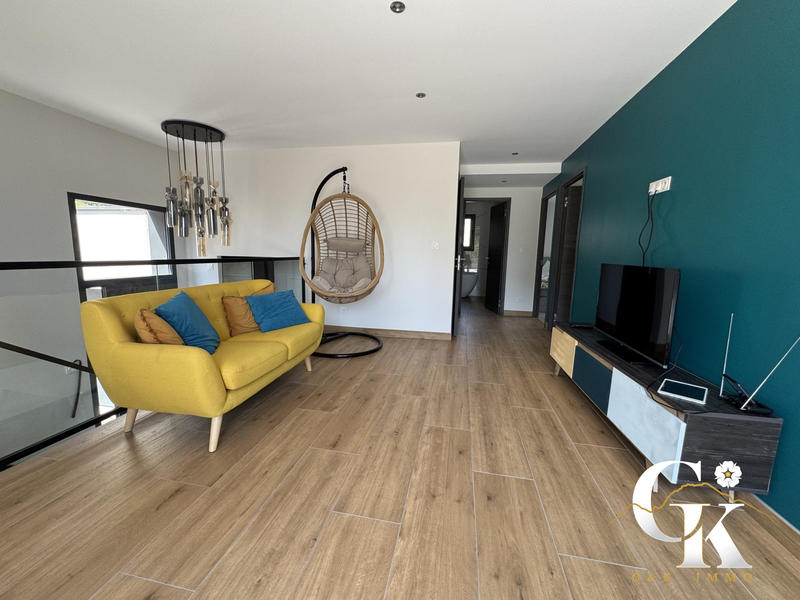 Maison - 160 m² - 6 pièces