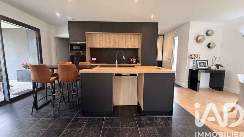 Maison de maîtres - 146 m² - 6 pièces