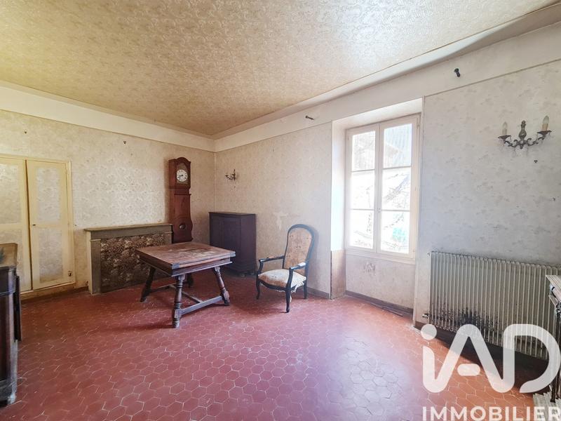 Maison - 250 m² - 13 pièces