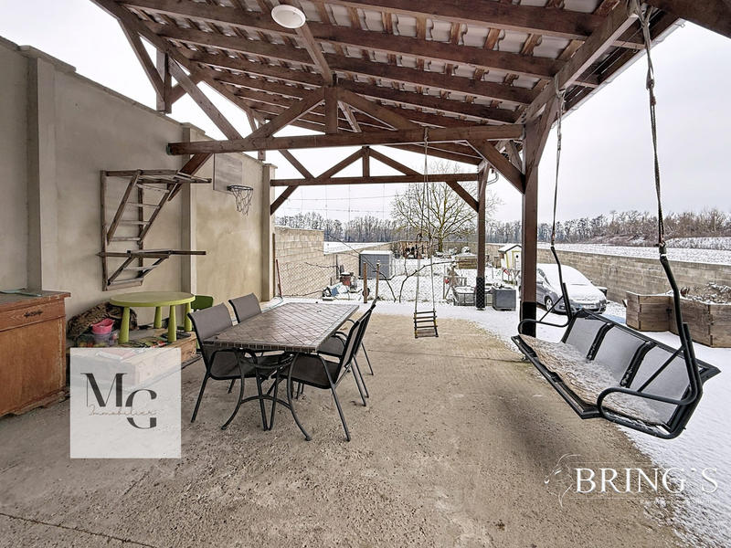 Maison - 137 m² - 6 pièces