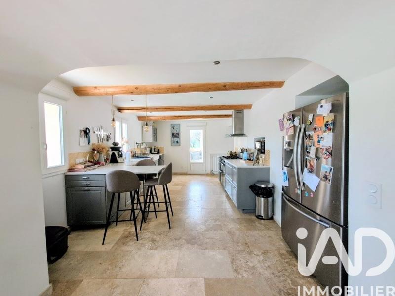 Maison - 266 m² - 8 pièces