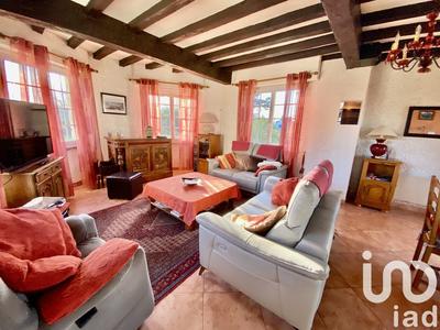 Maison - 230 m² - 10 pièces