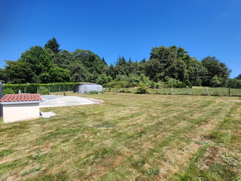 Maison - 102 m² - 5 pièces