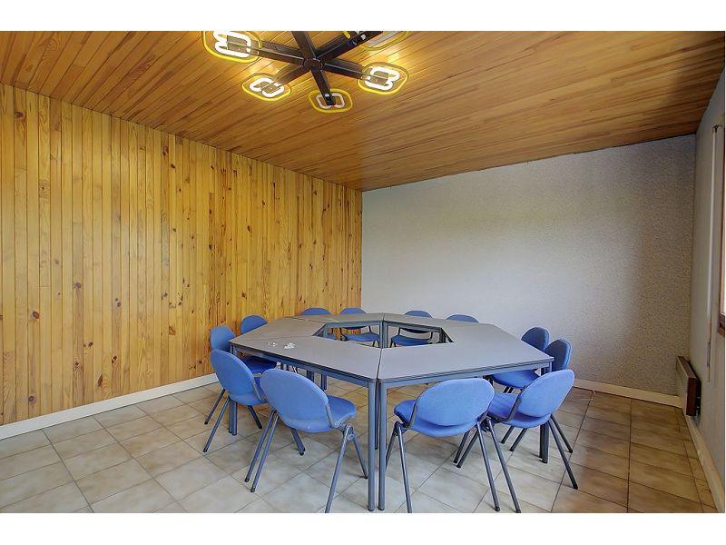 Bureau - 360 m² - 10 pièces