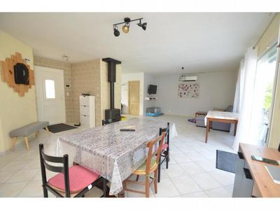 Maison - 106 m² - 5 pièces