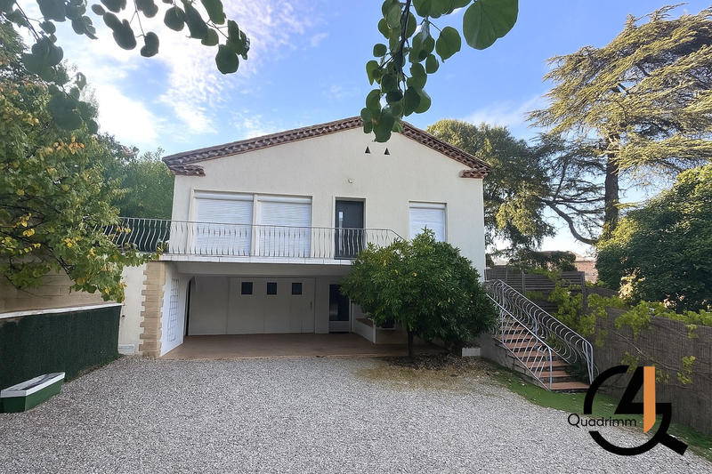 Maison - 170 m² - 7 pièces