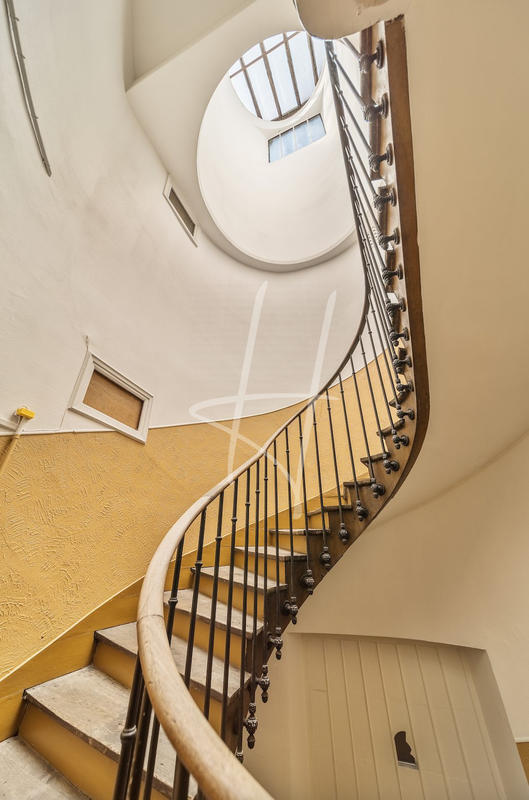 Appartement - 90 m² - 4 pièces