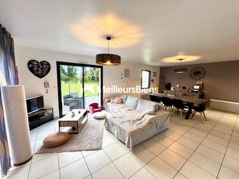 Maison - 117 m² - 6 pièces