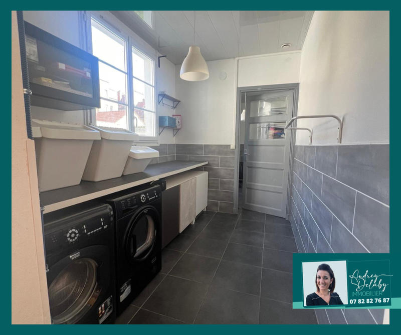 Maison - 205 m² - 7 pièces