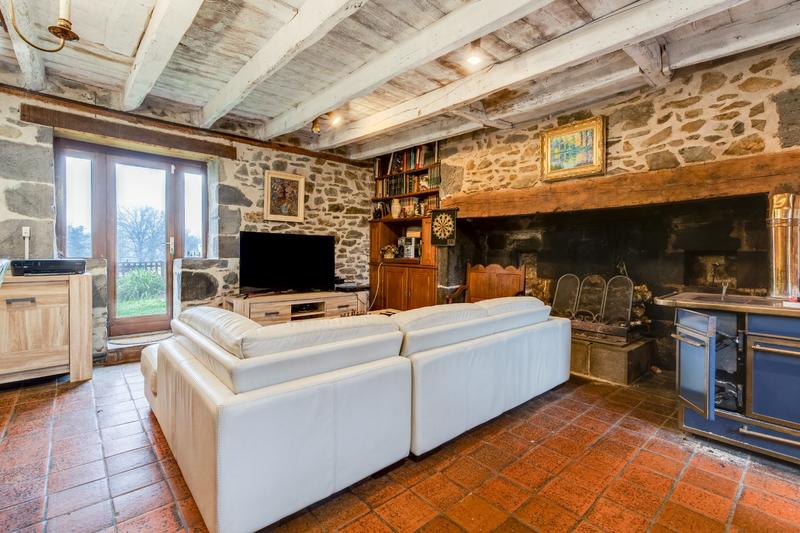 Maison - 285 m² - 12 pièces