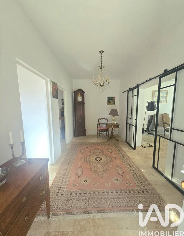 Maison - 253 m² - 8 pièces