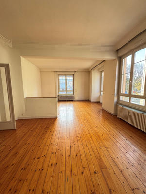 Appartement - 140 m² - 6 pièces