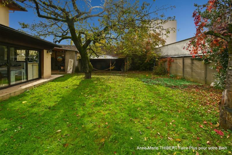 Maison - 200 m² - 8 pièces