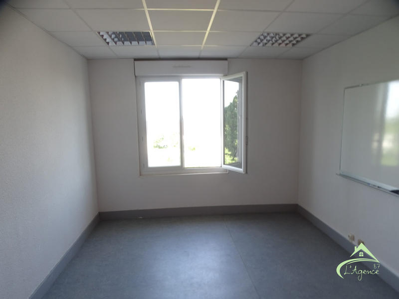 Bureau - 34 m² - 2 pièces