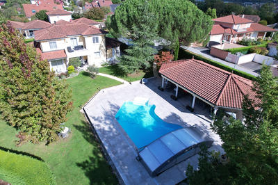 Maison - 220 m² - 6 pièces