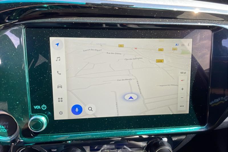 Toyota Hilux 2.8 204 Bva Invincible 4p