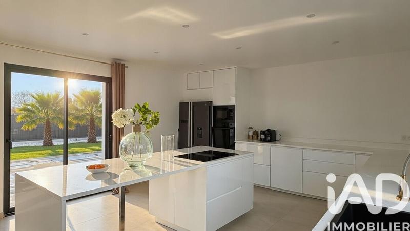 Maison - 115 m² - 4 pièces