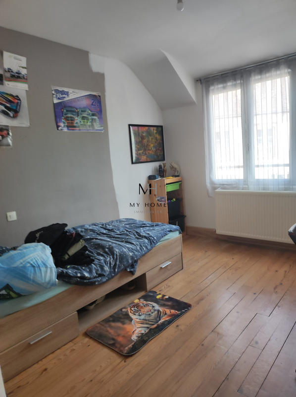 Maison ancienne - 233 m² - 10 pièces