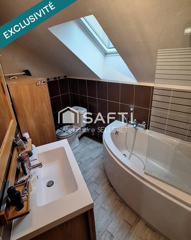 Maison - 121 m² - 4 pièces