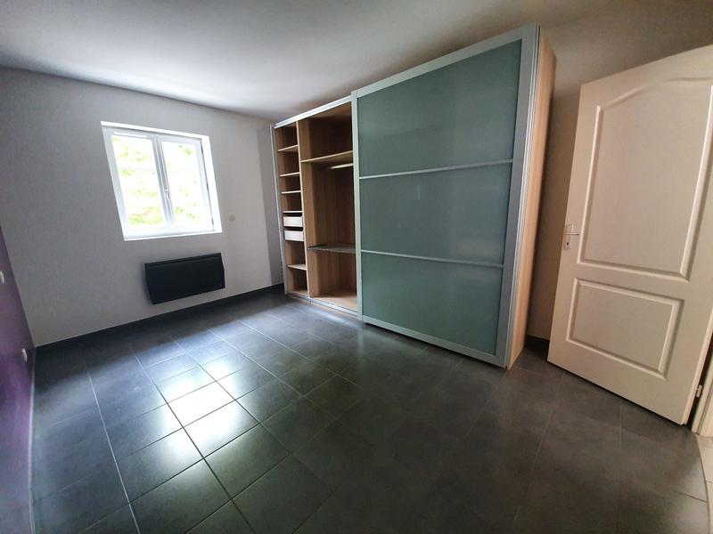 Maison - 90 m² - 3 pièces