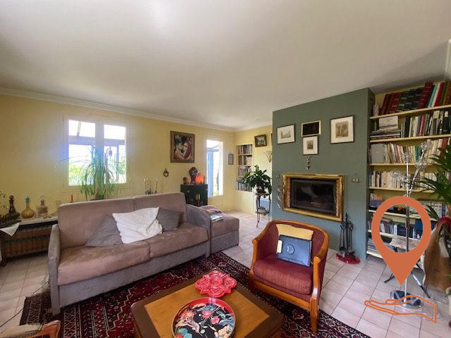 Viager - Maison traditionnelle - 110 m² - 4 pièces