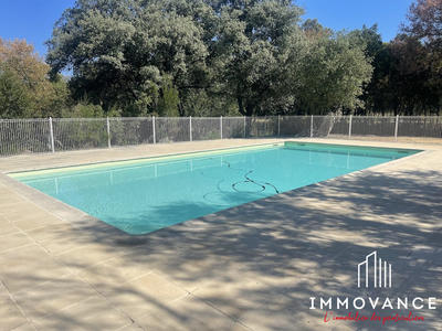 Appartement - 81 m² - 3 pièces