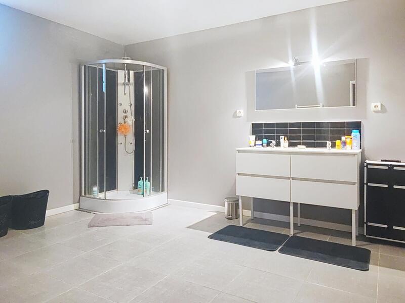 Maison - 150 m² - 5 pièces