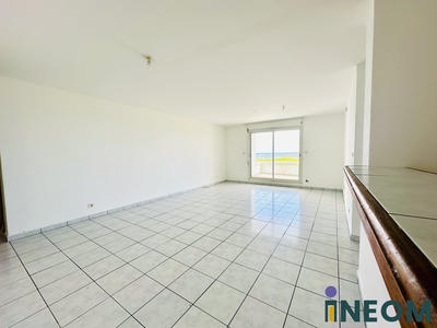 Appartement - 95 m² - 4 pièces