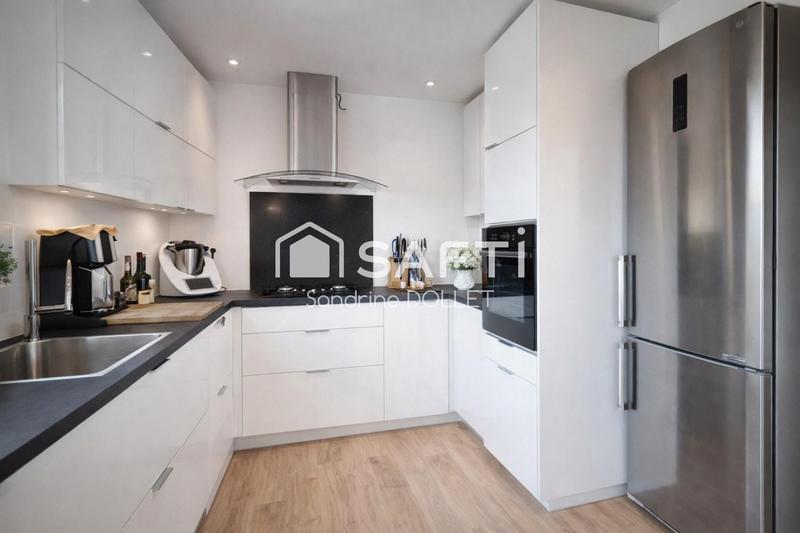 Maison - 101 m² - 6 pièces