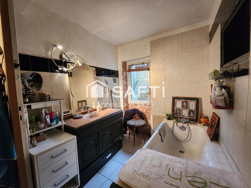 Maison - 104 m² - 4 pièces