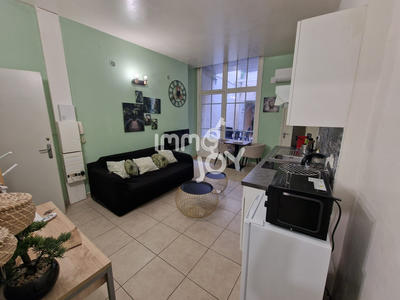 Immeuble - 170 m² - 8 pièces