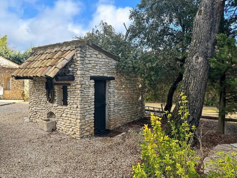 Maison - 230 m² - 11 pièces