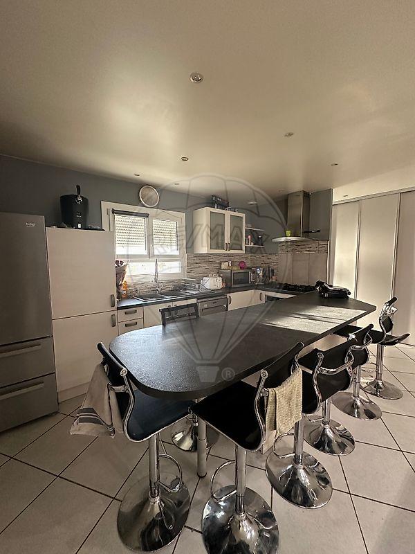 Pavillon - 157 m² - 6 pièces