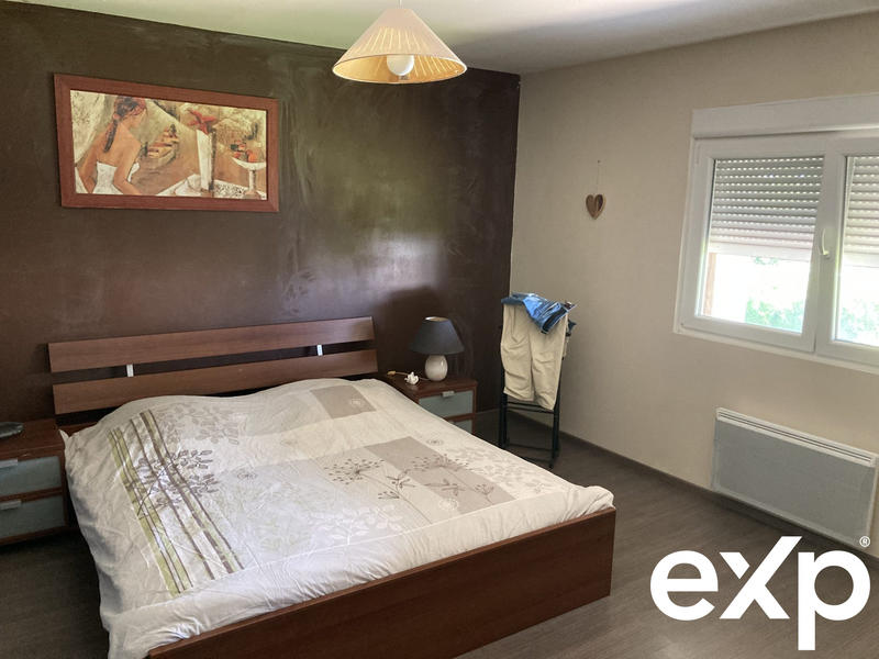 Maison - 298 m² - 12 pièces